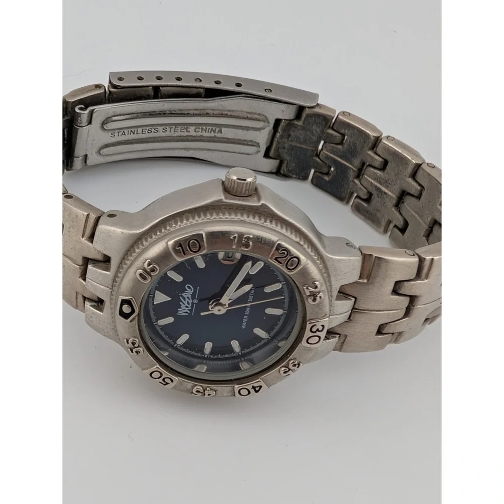 Vintage Mossimo Watch Women 28mm Case Blue Dial 6.5
